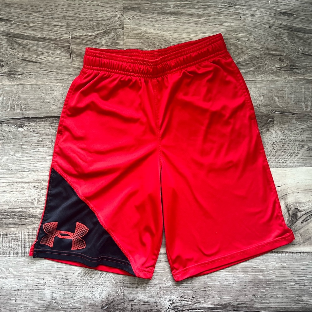 Under Armour Youth Shorts Size Medium